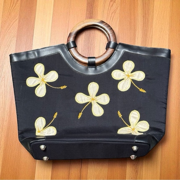 🌼 Claire V. Floral Handbag | Bamboo Handles | Silk Lined Vintage Tote - Picture 5 of 11